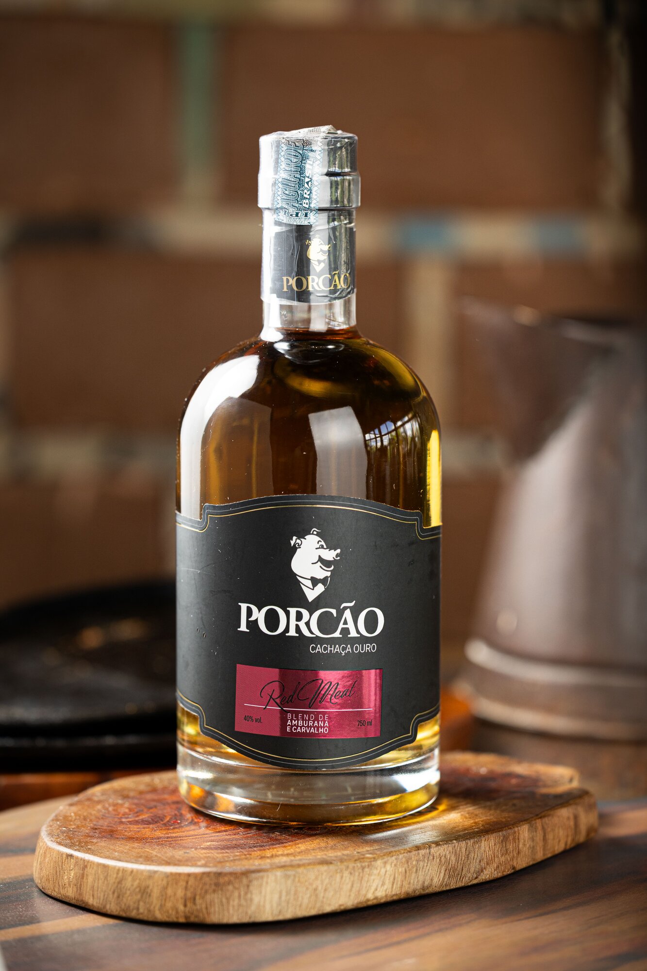 B2B - Cachaça Ouro Red Meat 750 ml - Caixa com 12