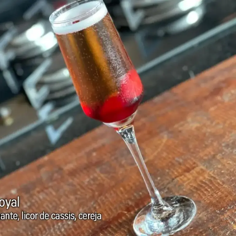 Kir Royal